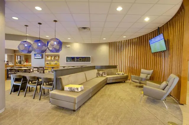 SpringHill Suites Lawrence Downtown
