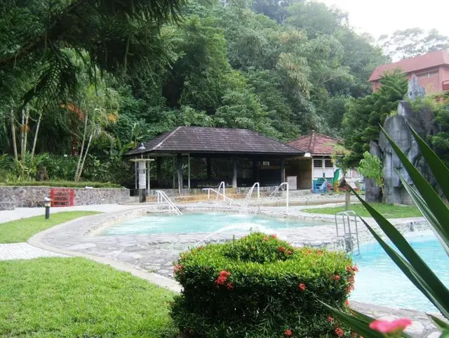 Rainbow Resort Hotel