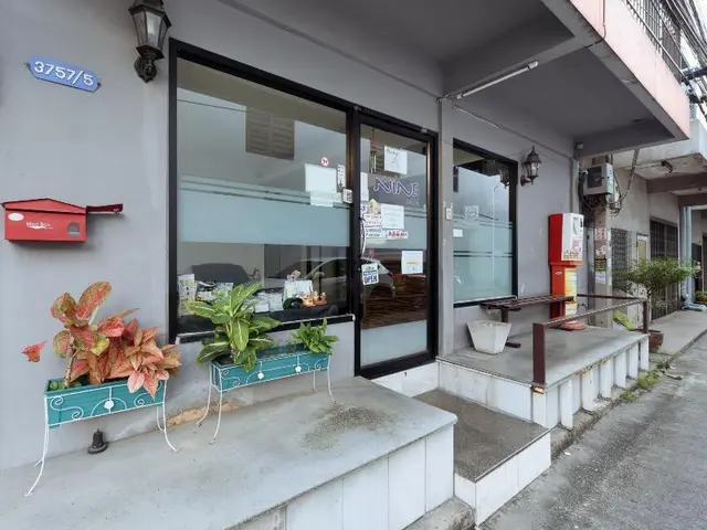 Nine Place Sukhumvit 40 (Nine Place 40)
