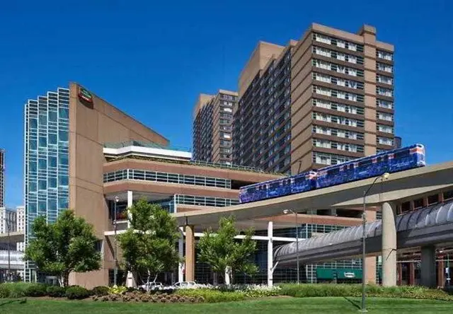 Courtyard By Marriott Detroit Downtown