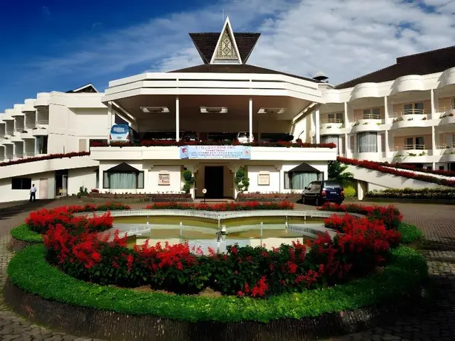 Grand Mutiara