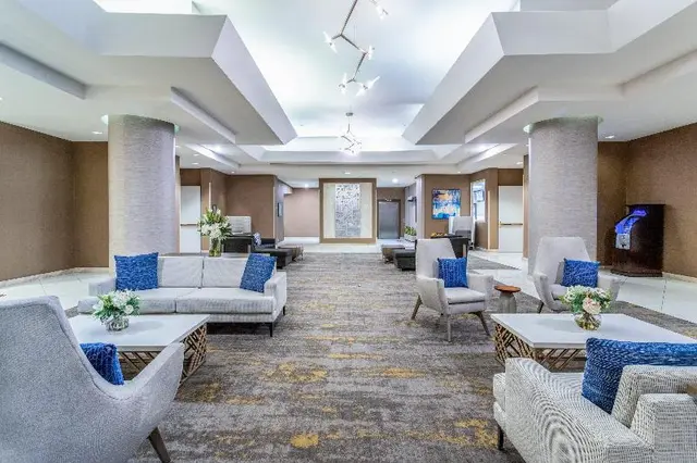 Crowne Plaza Los Angeles Harbor Hotel