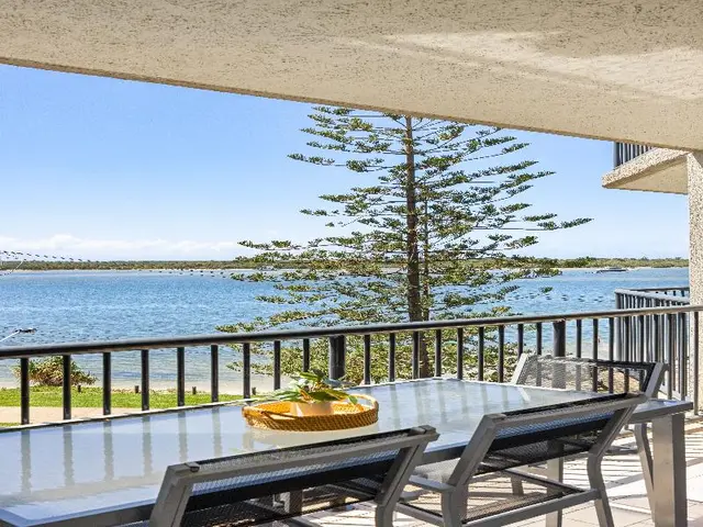 Bayview Beach Holiday Apartments