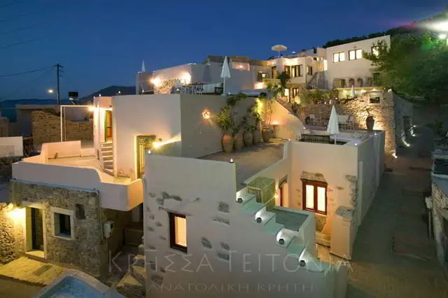 Cressa Ghitonia Village