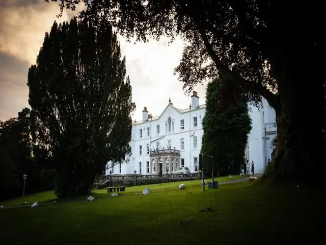 Court Colman Manor