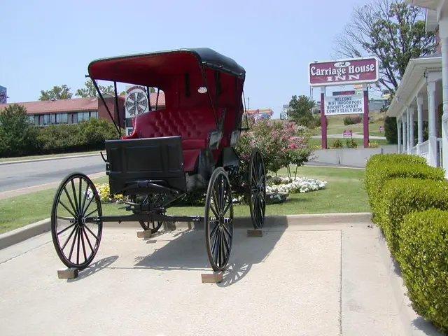 Carriage House Inn