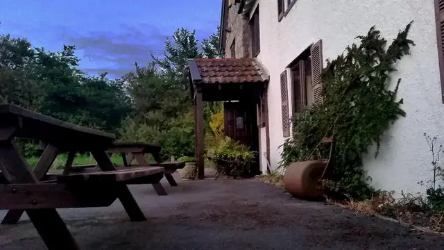 Milton's Lodge