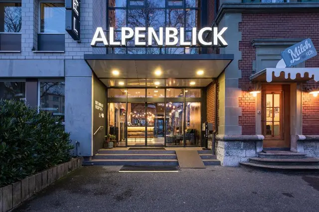 Alpenblick Bern - Kind of a Hotel