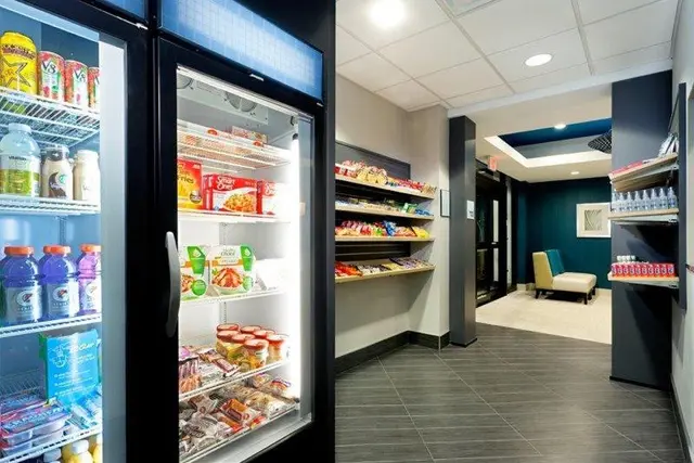 Holiday Inn Express Hotel & Suites Batavia - Darie