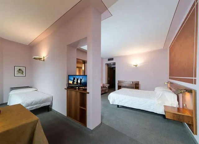 Albergo Ristorante Moderno