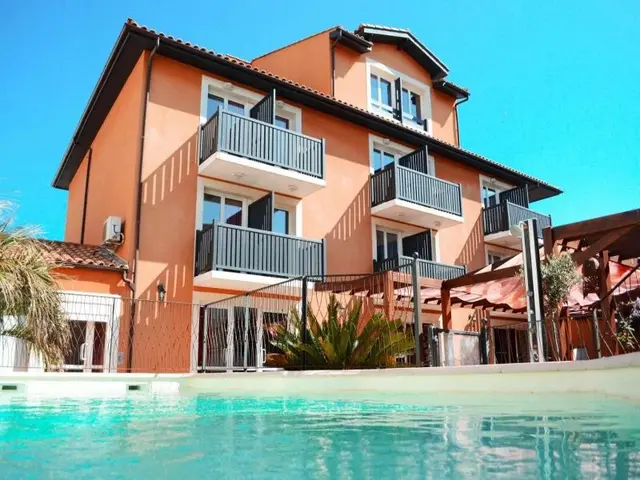 Logis Hotel De La Clape