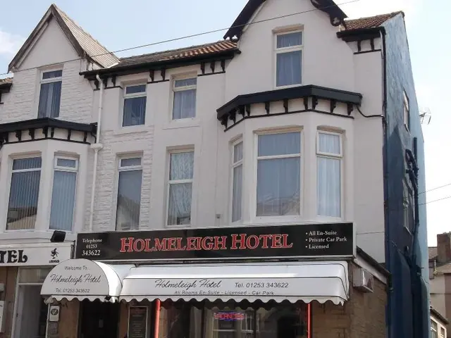 The Holmeleigh Hotel - Guest house