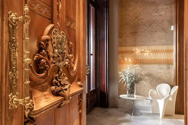 El Palauet Modernist Suites