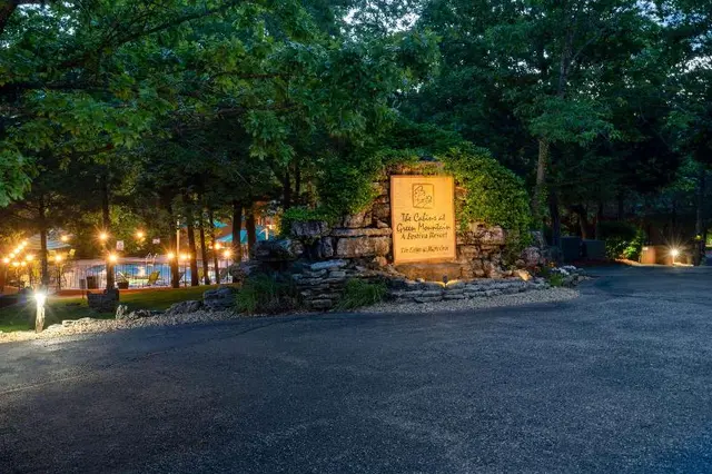 The Cabins At Green Mountain Trademark Col