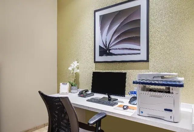 Candlewood Suites Bowling Green