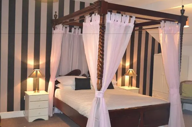 Holmlea - Guest house