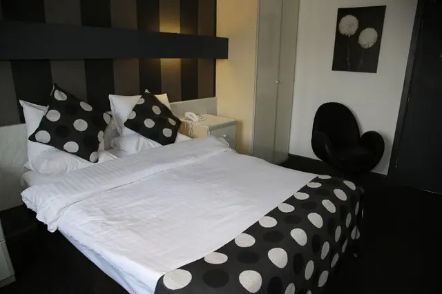 Inn On The Prom Boutique