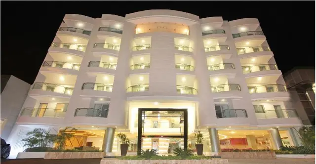 Atrium Plaza