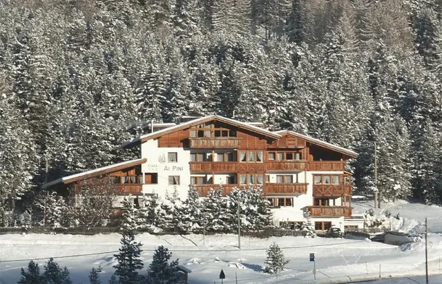Garni Ai Pini