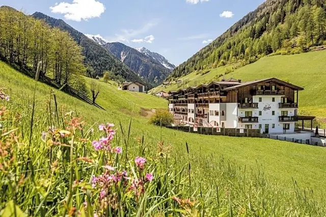 Hotel Almina Family & SPA