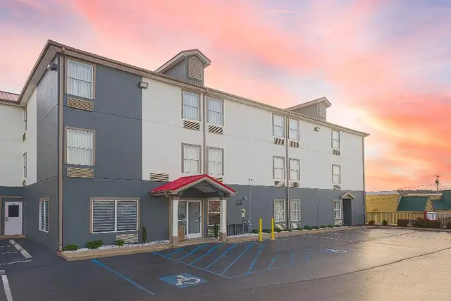 Super 8 by Wyndham Chattanooga East/Hamilton Place