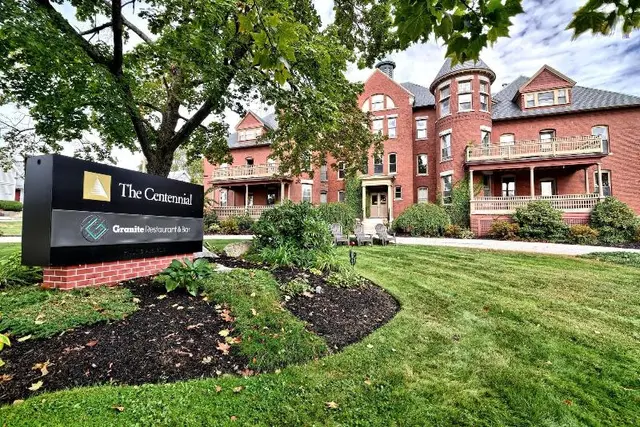 Centennial Inn