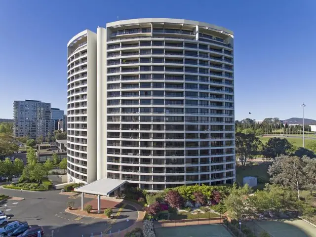 Breakfree Capital Tower Hotel