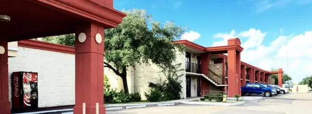 Red Roof Inn Corpus Christi North - Near Downtown