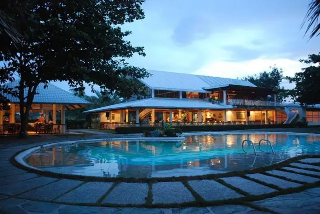 Almont Inland Resort