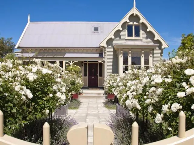 Lilac Rose Boutique Bed & Breakfast