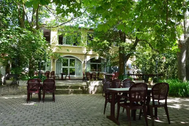 Logis Hotel le Ceans
