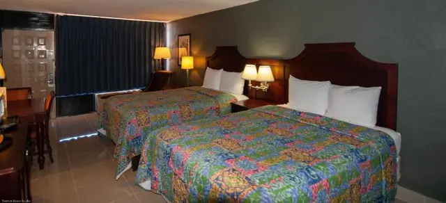 Express Inn & Suites Clearwater