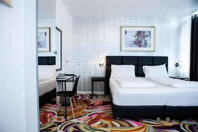 Hotel Touche (DO NOT USE)