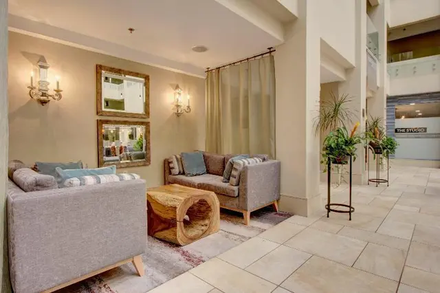 Crowne Plaza Charleston Airport - Conv Ctr By IHG