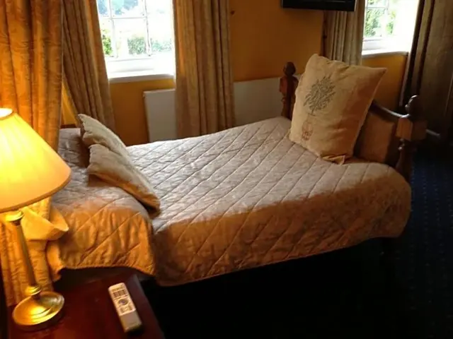 Ty Newydd Country Hotel