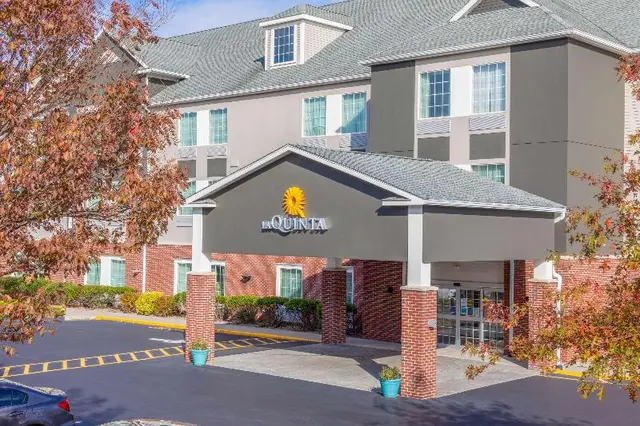 La Quinta Inn & Suites Stonington