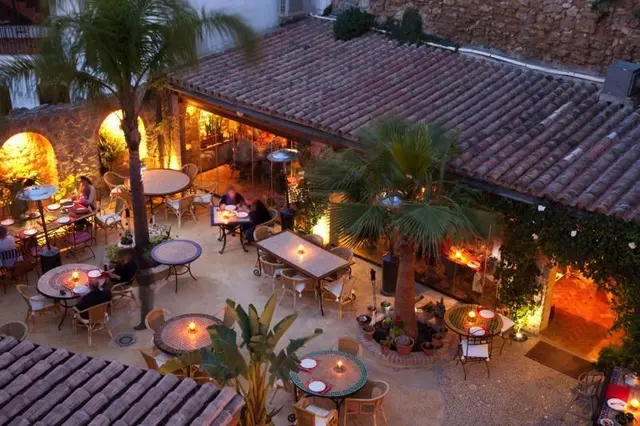 La Casa Del Califa