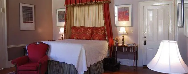Rothschild-Pound House Inn and Village