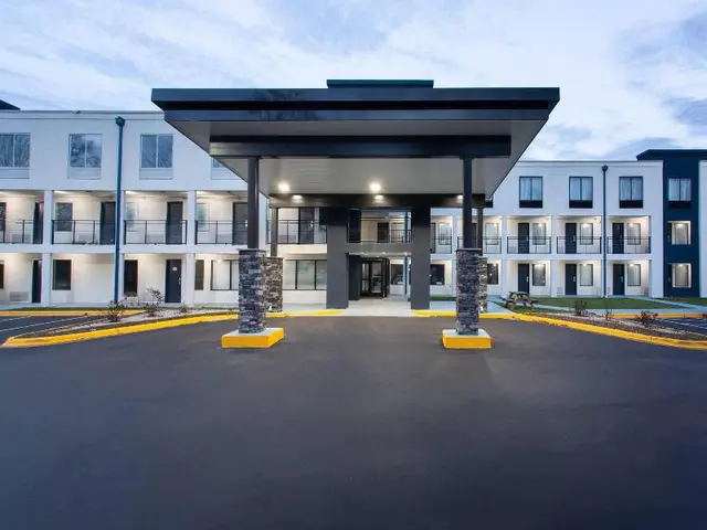 Baymont by Wyndham Charlotte University