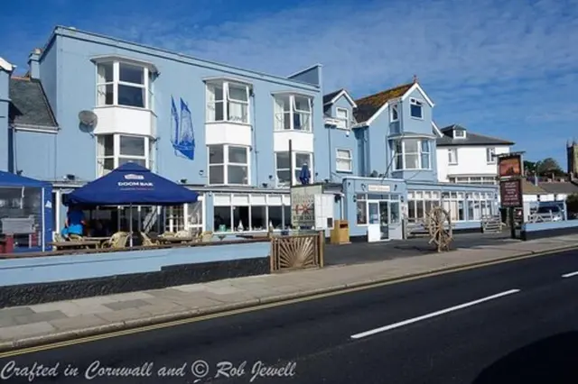 Lugger Inn