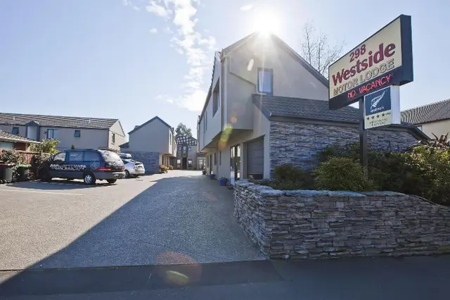Westside Motor Lodge