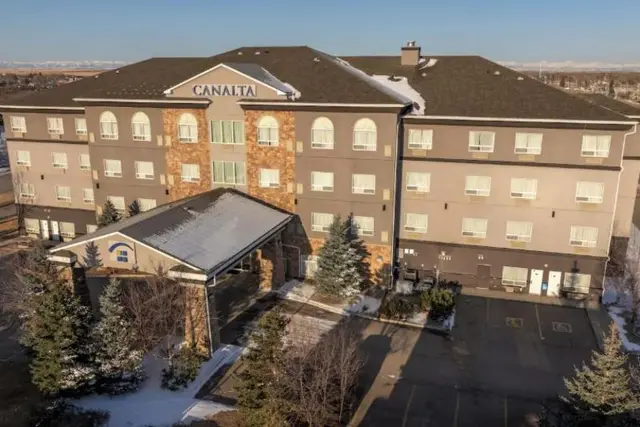 Canalta High River