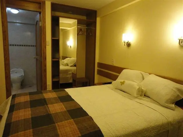 Florida del Inca Hotel