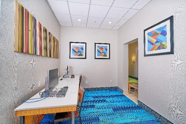 Holiday Inn Express Charleston-Civic Center By IHG