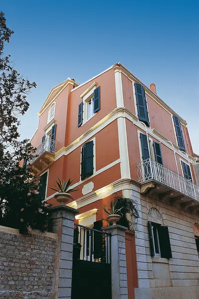 Siora Vittoria Boutique
