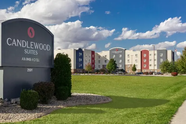 Candlewood Suites Columbus North