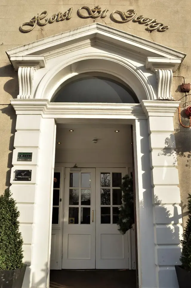 Hotel St George by Nina