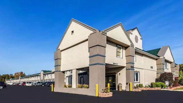 Park Inn by Radisson, Detroit Metro Airport