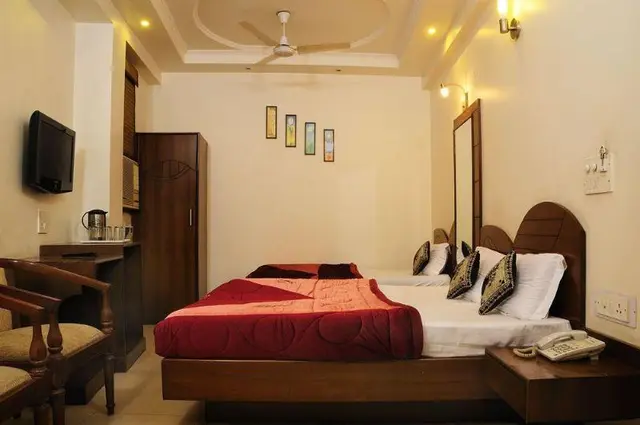 Capital O 2083 Hotel Blessings