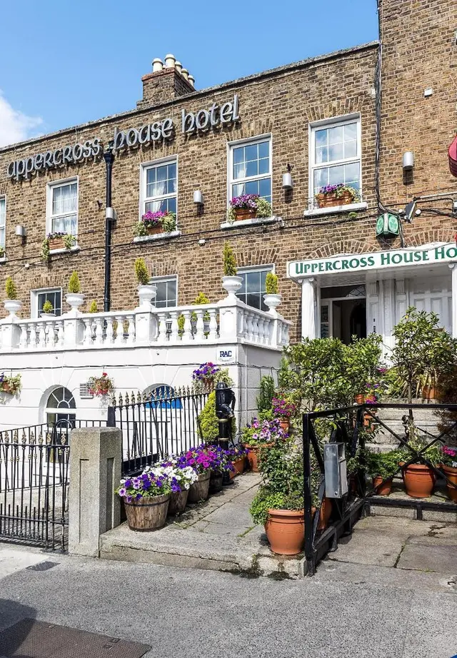 Uppercross House